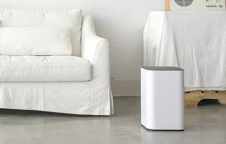 Smart trash can